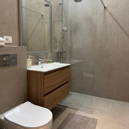 Lilou Aparthotel Năvodari